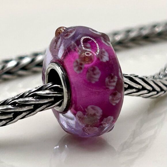 TROLLBEADS UU Dark Fuchsia Purple Pink Flower Unique LAA 925S NEW! - Picture 1 of 5